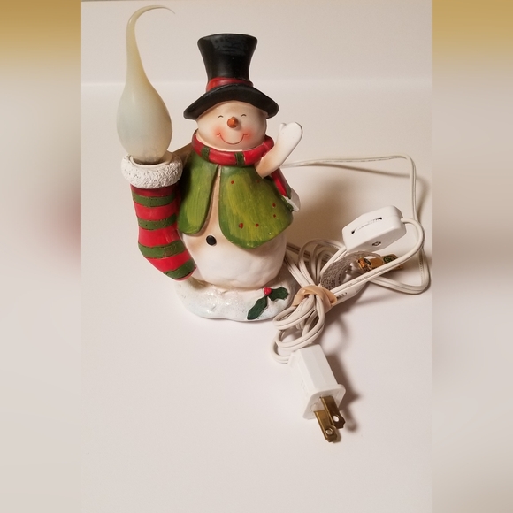 Crazy Mountain Light up Snowman Night Light Christmas - Picture 3 of 3